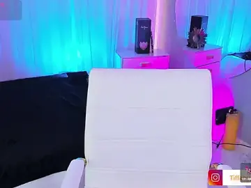 Stripchat Live Sex Cam of tiffany_becker