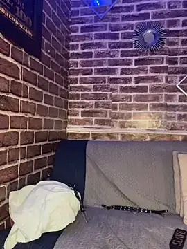 Stripchat Free Live Porn of emma_bdsm_