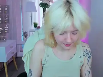 Stripchat Watch Live Sex Cams of LunaaBee