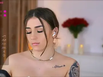 Stripchat Watch Live Sex Cams of AishaSins