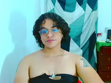 Stripchat Live Sex Cam of Diane_exotic