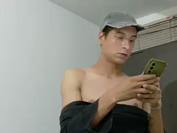 Stripchat Live Sex of cameronsilverman
