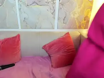 Stripchat Watch Live Sex Cams of CamillaDreamer