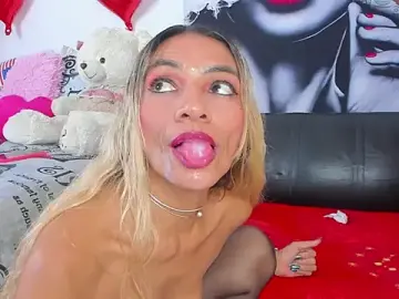 Stripchat Free Porn Cam of Angeline_focus