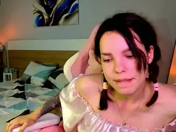 Stripchat Free Live Porn of Maya_Campbell