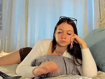 Stripchat Best Webcam of Nicole_Charm