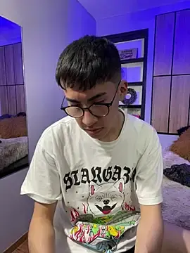Stripchat Adult Webcams of Andy_Norton