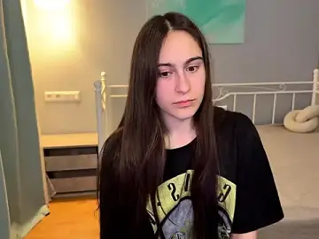 Stripchat Free Live Porn of AliceKolltt