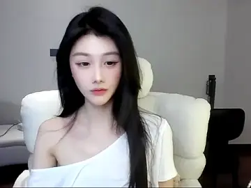 Stripchat Adult Webcam of SylvieMaya