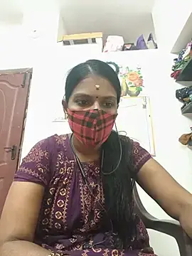 Stripchat Live Porn of Tamil_Yalini12