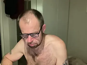 Stripchat Watch Live Sex Cams of FABIOGLASSES