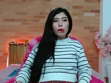Stripchat Live Sex Cam of adriscute