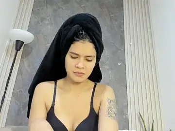 Stripchat Free Live Porn of alina_sauvage