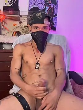 Stripchat Adult Webcams of CRAZY-BOY99