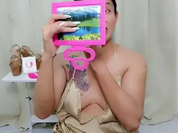 Stripchat Free Porn Cam of ChloeAsian