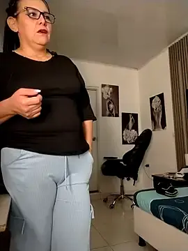 Stripchat Watch Live Sex Cams of Natasha_miilf