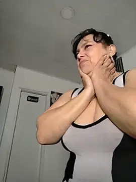 Stripchat Live Sex of Natasha_miilf