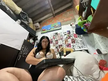 Stripchat Free Live Porn of violeta_818