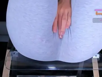 Stripchat Best live sex cam show of Cameltoe_squirt_inPants