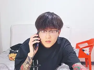 Stripchat Live Porn of KK-cuteboy