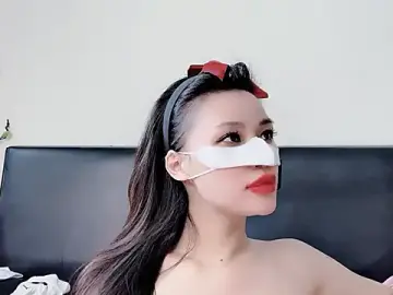 Stripchat Nude Webcam of MaiLiiil