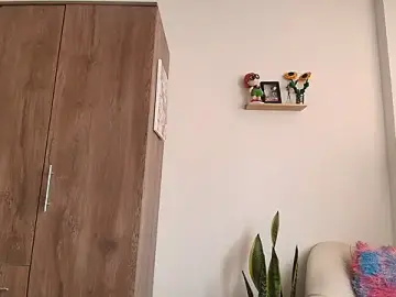 Stripchat Adult Webcam of _Namii