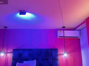 Stripchat Sex Cam of Clohe_blossom