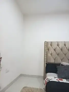 Stripchat Free Porn Cam of Rossiecameron_