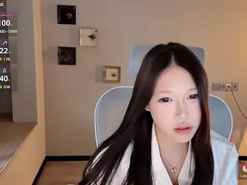 Stripchat Free Porn Cam of -monica-tina-