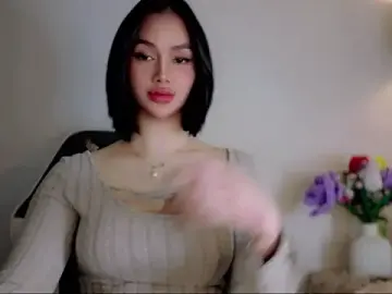Stripchat Nude Webcam of Anna_HollyDoll
