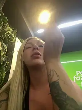 Stripchat Adult Video Chat of Juuhschmitt