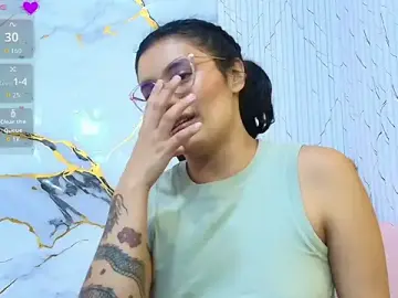 Stripchat Live Porn of PEACHY_TAY