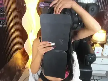 Stripchat Free Live Porn of Naya_Hilton