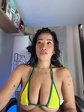 Stripchat Free Live Porn of AsianMilfSheryl