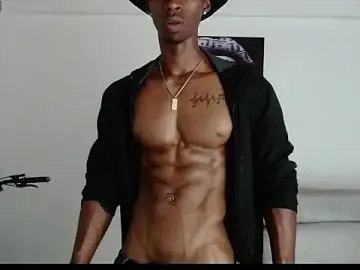 Stripchat Live Porn of drake_brwon_23
