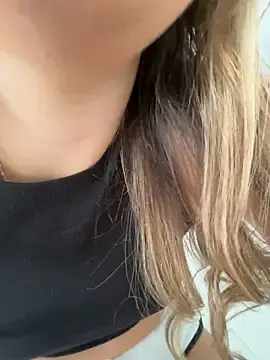 Stripchat Free Live Porn of TheCinderella