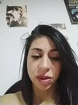 Stripchat Free Porn Cam of arianna_rouse_