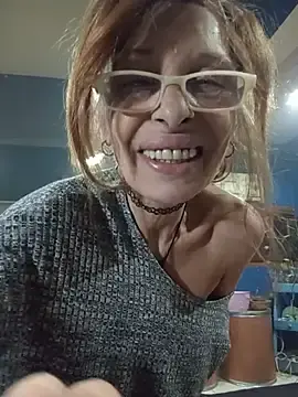 Stripchat Free Porn Cam of FrozenWaffle