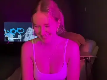 Stripchat Adult Webcam of itssosierra
