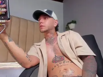 Stripchat Watch Live Sex Cams of leon_becker_