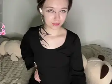 Stripchat Free Live Porn of MadalynNosel