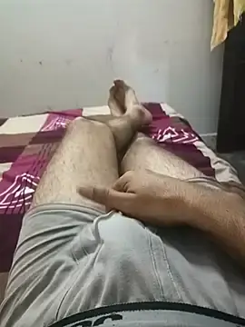 Stripchat Nude Webcam of SexyBoy7703