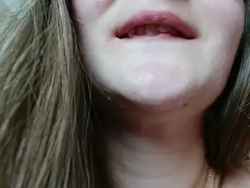 Stripchat Best Webcam of KiraGoldens