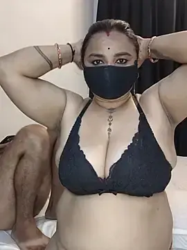 Stripchat Sex Cam of Sexy_bhabhi_haryana