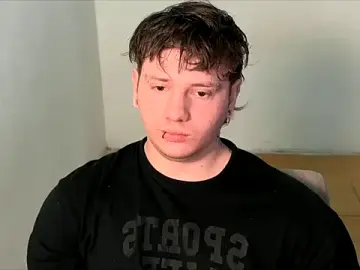Stripchat Live Porn of Skol_100802