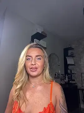 Stripchat Adult Webcams of CharlottemilfUKx