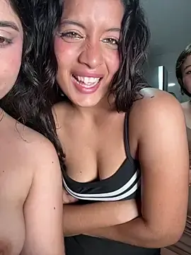 Stripchat Watch Live Sex Cams of TheAlejandroDolls