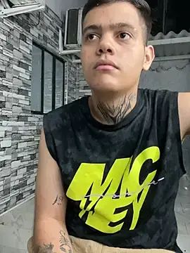 Stripchat Free Live Porn of samael_betancurt7
