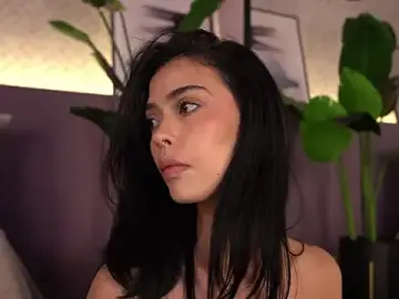 Stripchat Watch Live Sex Cams of ElleDiane