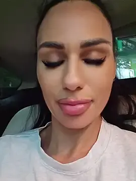 Stripchat Live Porn of KatiaDivine